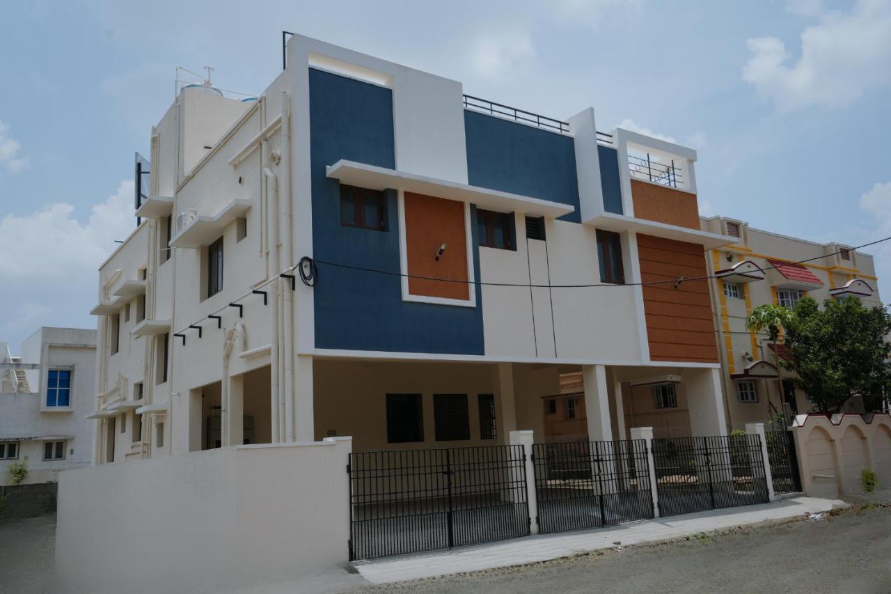 Live Inn Jp Nagar Tiruchirappalli Eksteriør billede